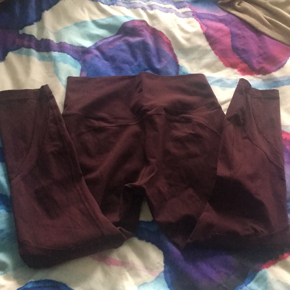 Lululemon High Times mesh Capri leggings size 8